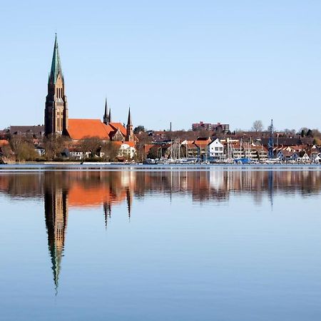Hausboot Aava Hotel Schleswig Buitenkant foto
