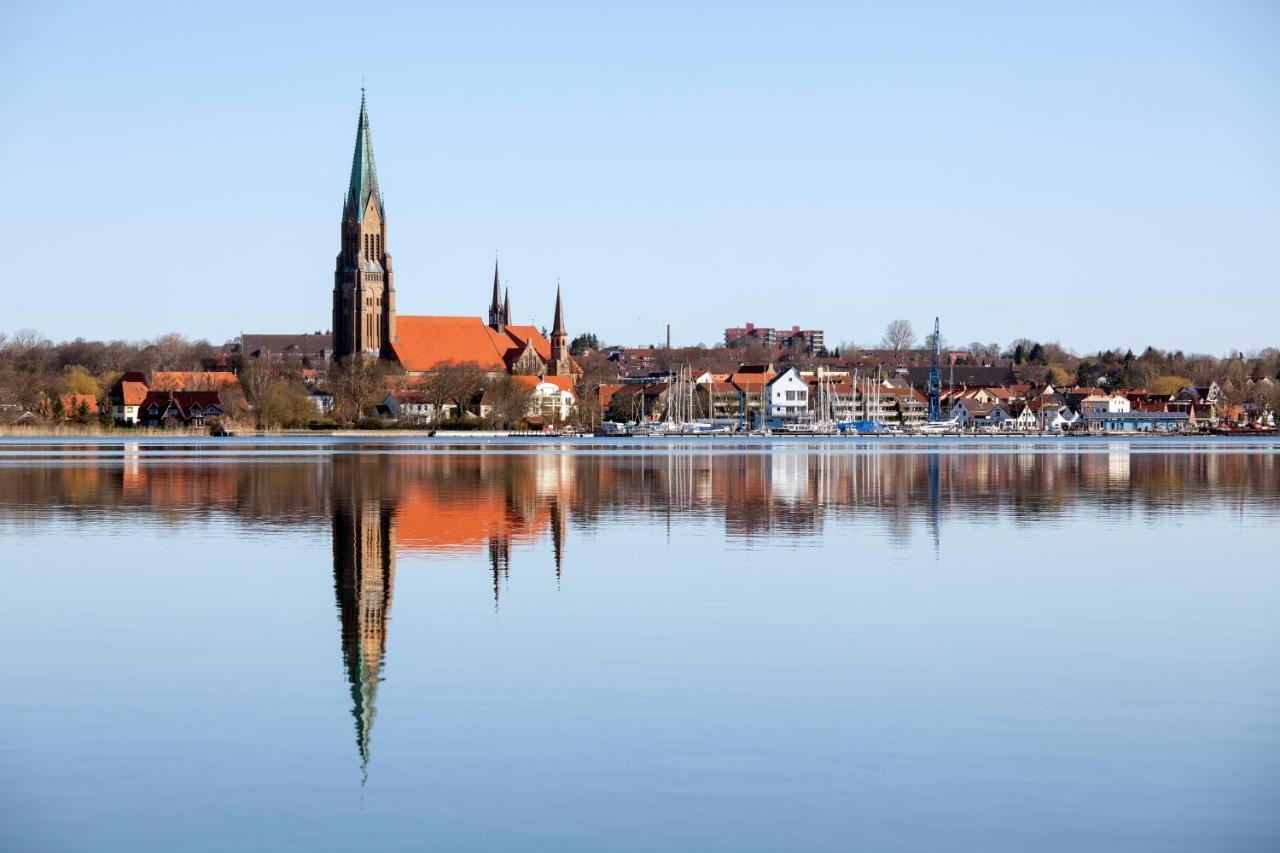 Hausboot Aava Hotel Schleswig Buitenkant foto